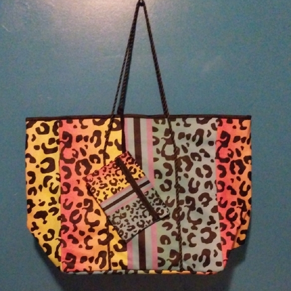 Handbags - Colorful Leopard Print Tote Bag